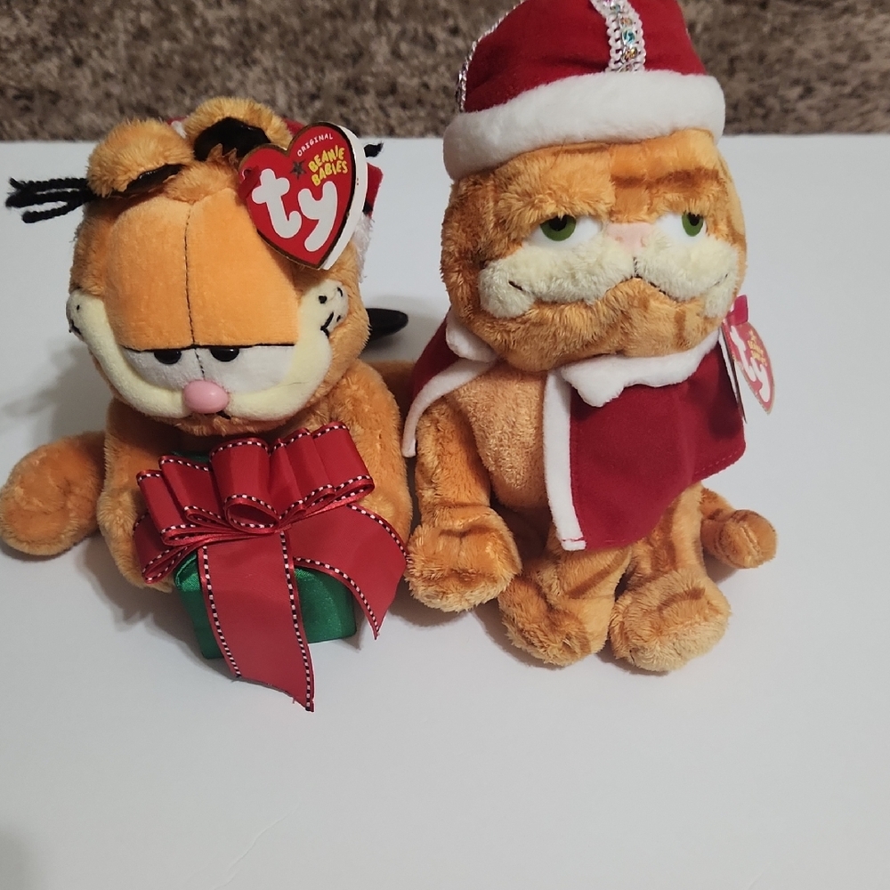 Ty Garfield Plush Duo with Santa Hat and Gift And Crown And Cape
